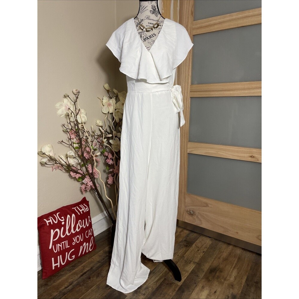 Lulus White Jumpsuit Womens M Faux Wrap Wide Leg Flutter Sleeve Elegant